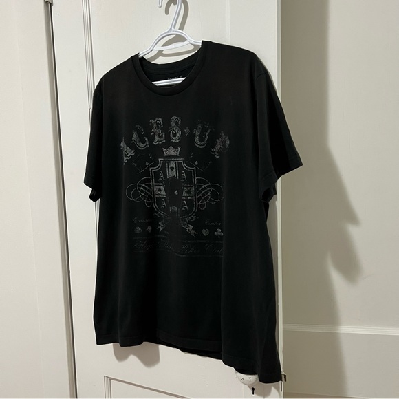 3/$20 ✨ Old Navy Black Graphic T-Shirt - Picture 5 of 5